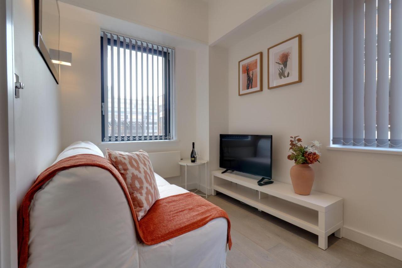 La Casa Suites سلوف المظهر الخارجي الصورة